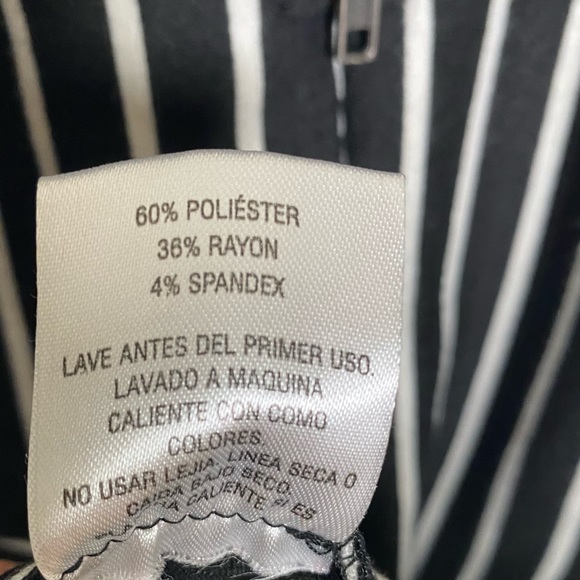 Woman's Dress- Sleeveless, Stretchy, knee Length, Fit & Flare - Picture 6 of 9